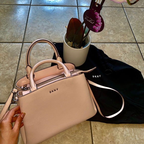 Handbag - Picture 3 of 5